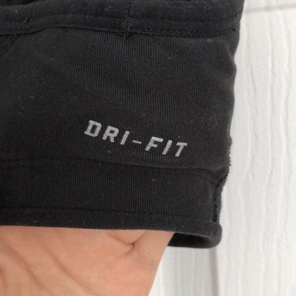 Black Nike Dri-fit sports bra - Picture 7 of 7